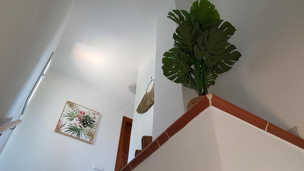 Rosalalinda - Cosy Semi-Detached Home With Sea Views And Large Terrace Moraira Kültér fotó