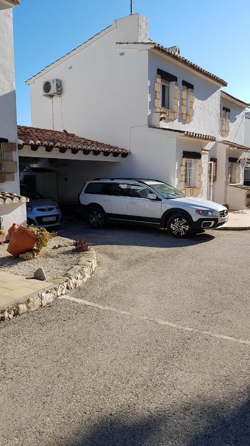 Rosalalinda - Cosy Semi-Detached Home With Sea Views And Large Terrace Moraira Kültér fotó